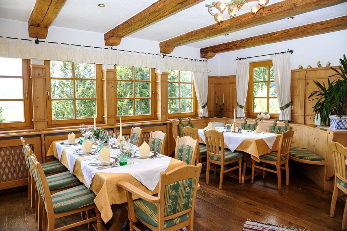 Hotel Haeuserl Im Wald Mariapfarr Exteriör bild