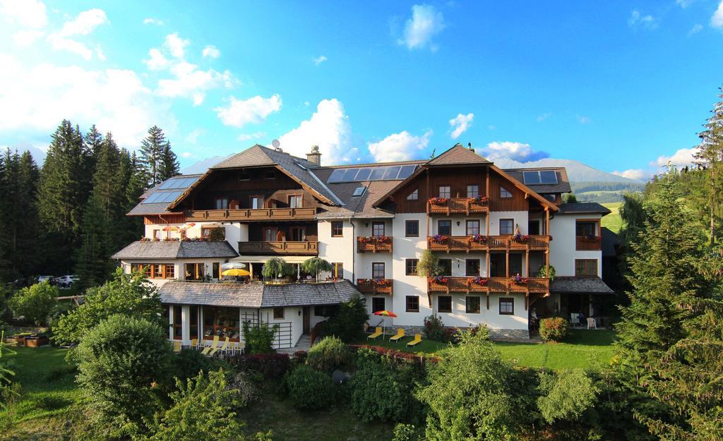 Hotel Haeuserl Im Wald Mariapfarr Exteriör bild
