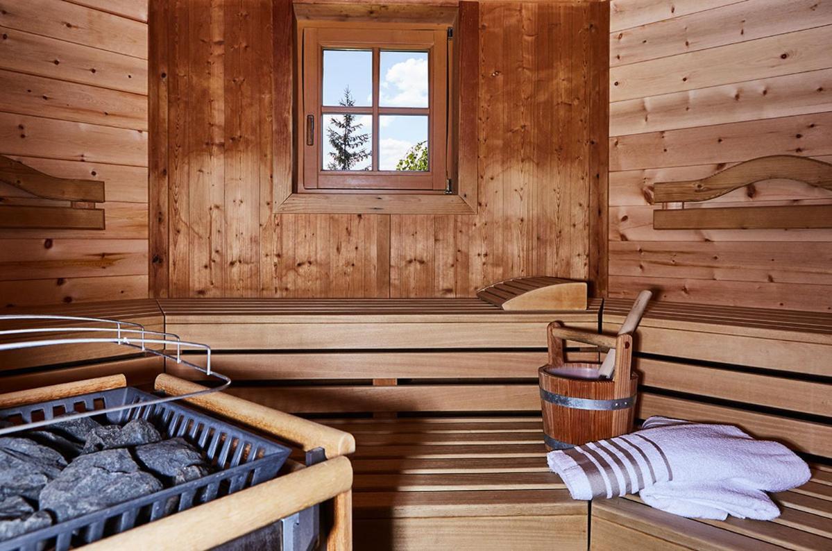 Hotel Haeuserl Im Wald Mariapfarr Exteriör bild